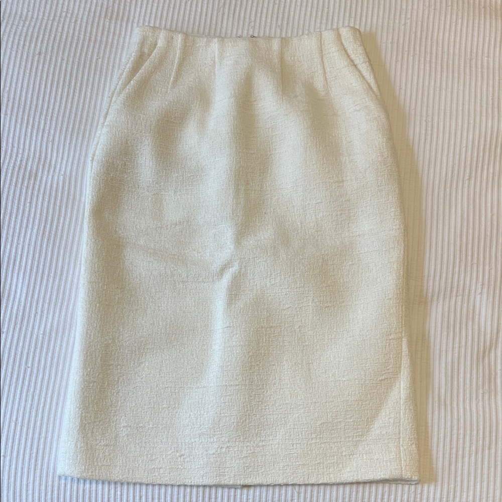 Aritzia Babaton Cream Pencil Skirt